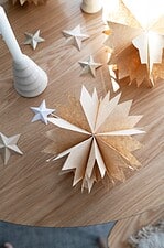 Stille Nacht – schnell gemacht: DIY Sterne aus Kaffeefiltern basteln