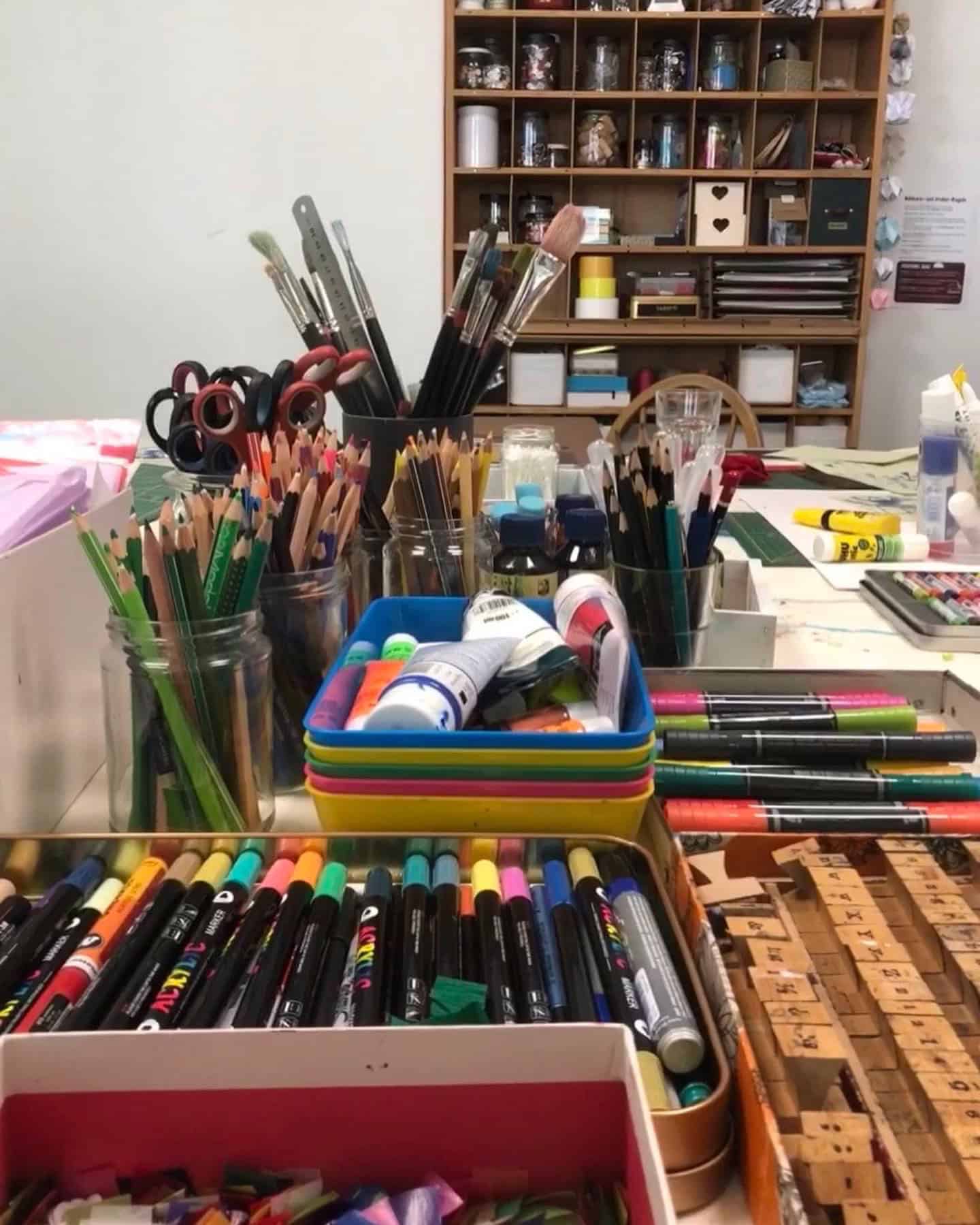Künstlerisches Ausprobieren – Ein Kurs für Experimentierfreudige!