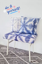Hocker neu beziehen mit Shibori-Batikstoff