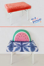 Hocker neu beziehen mit Shibori-Batikstoff
