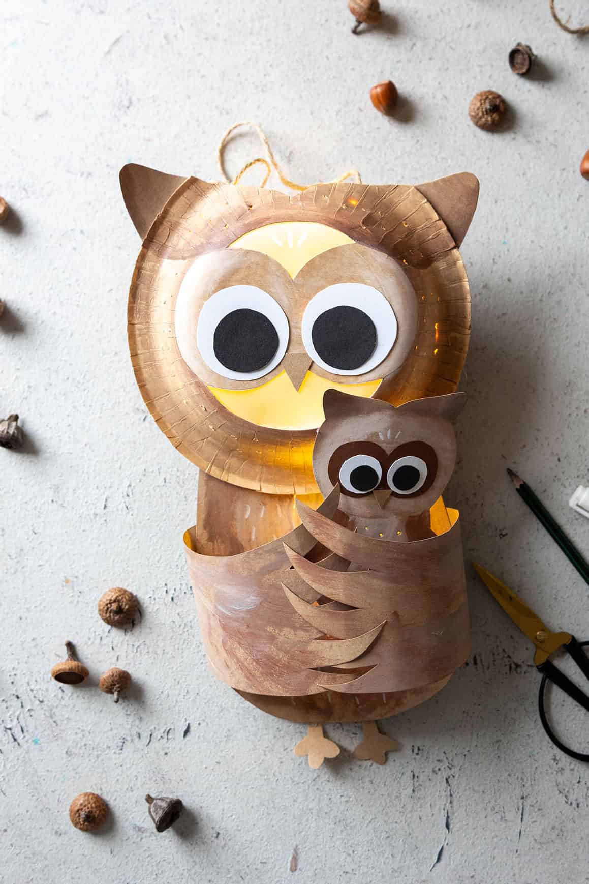 Eulen-Laterne basteln – zauberhafte DIY-Idee für Kinder & St. Martin