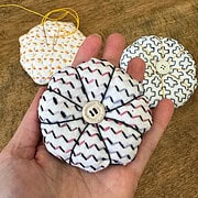 Sashiko in Farbe: Buntes Nadelkissen sticken