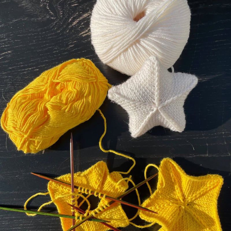 Strickkurs im Advent: Stern als Weihnachtsdeko