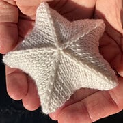 Strickkurs im Advent: Stern als Weihnachtsdeko