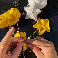 Strickkurs im Advent: Stern als Weihnachtsdeko