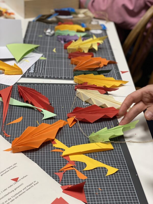 Eltern-Kind-Papierwerkstatt zu Halloween
