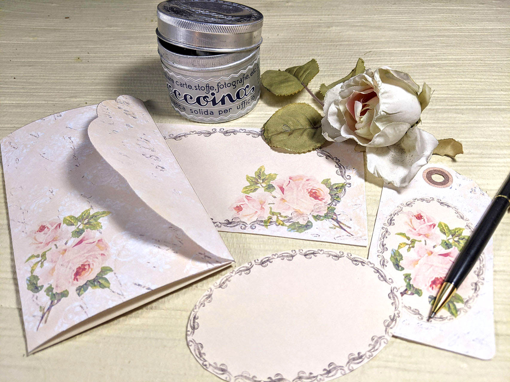 Romantische Briefumschläge & Briefbogen zum Valentinstag – kostenlose Vorlagen zum Ausdrucken