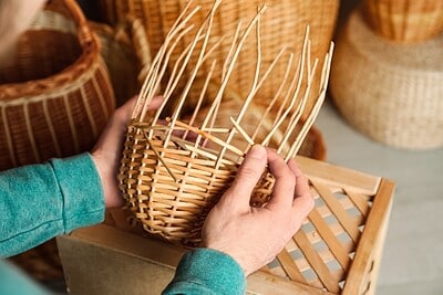 Handwerk Korb flechten