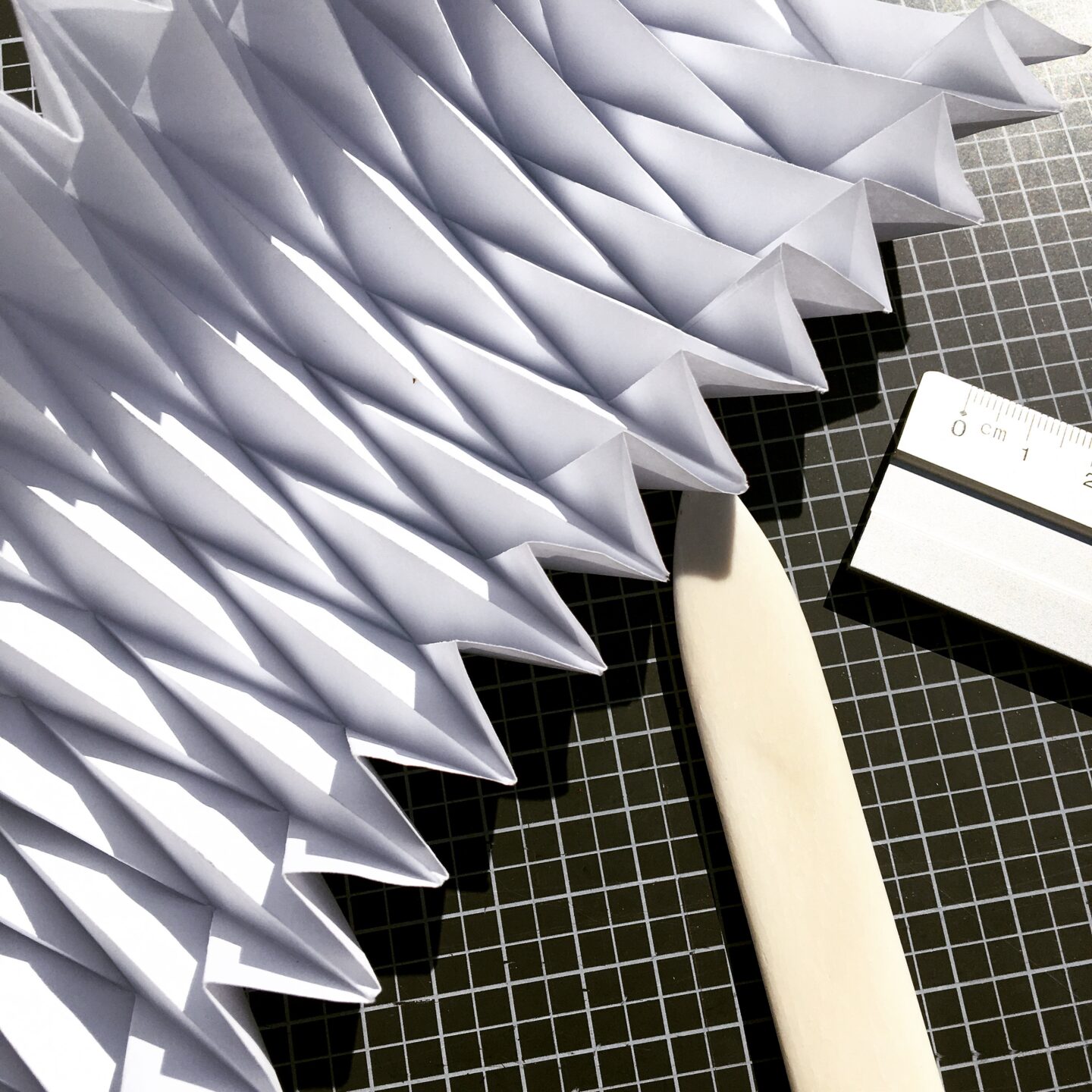 Falttechniken: Experimentieren mit Papier