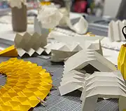 Falttechniken: Experimentieren mit Papier