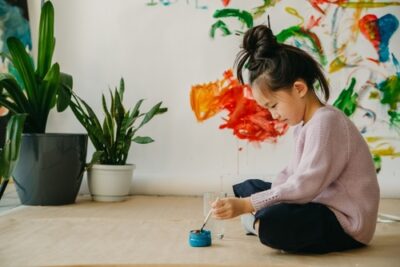 Kreativer Nachmittag mit Kindern: Schritt für Schritt malen, gestalten und eigene Kunstwerke schaffen