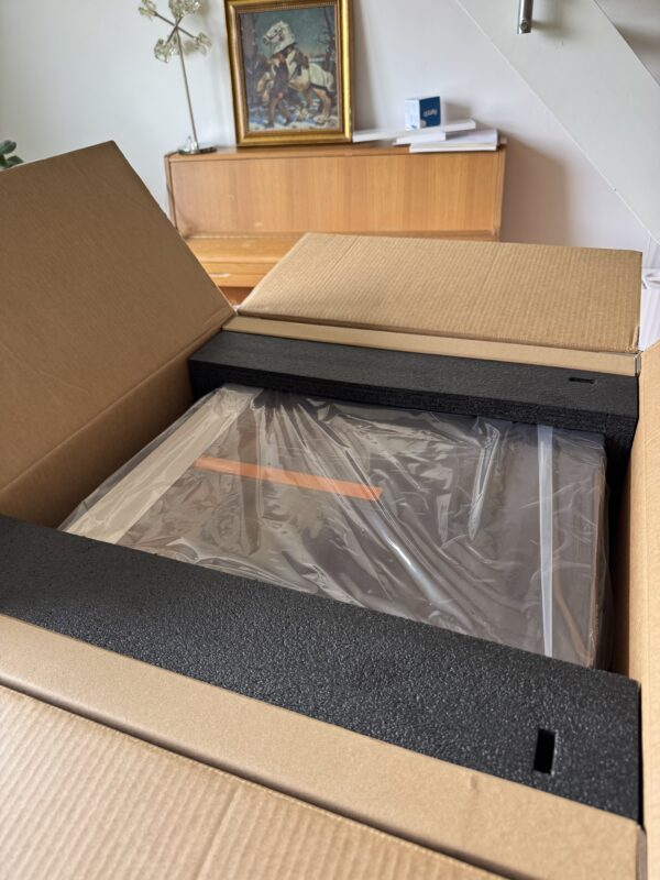Der xTool M2 beim Auspacken für den ersten Test