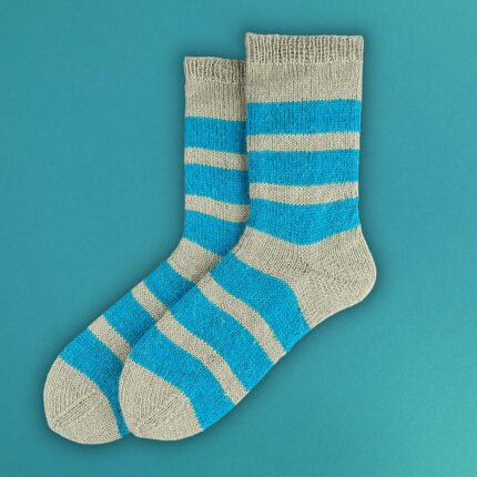 Strickset blau gestreiften Socken
