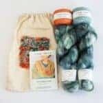 Kit Joys of Spring Shawl handgefärbt 9 to 5 - Cowgirl Blues